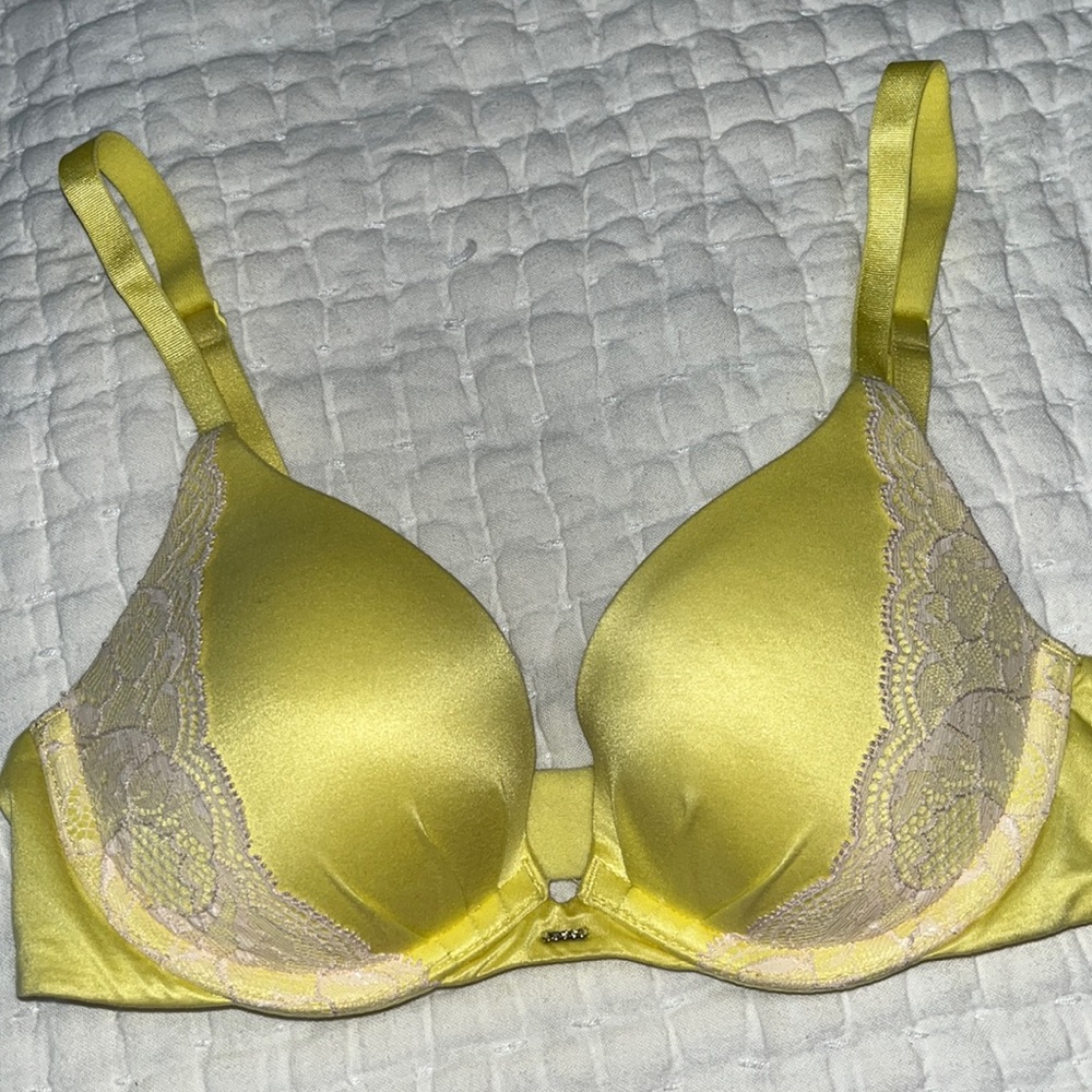 Vs 32 B bra